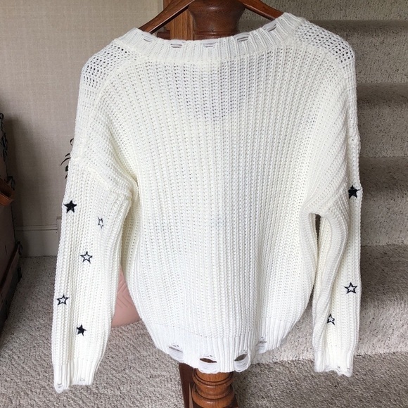 Hem & Thread Distressed Knit Star Embroidered V Neck Sweatshirt Fourth OF July - Picture 10 of 16